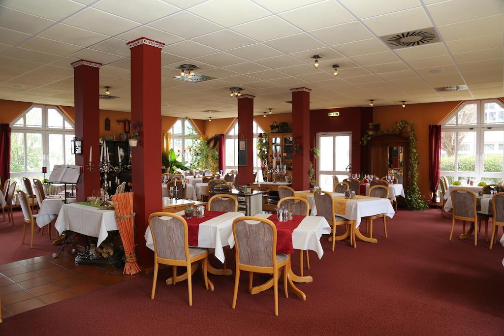 Hotel Taunus Residence Bad Camberg Exterior photo