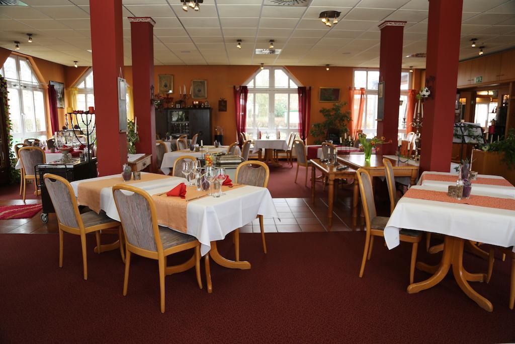 Hotel Taunus Residence Bad Camberg Exterior photo